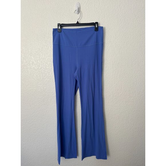 Lululemon Groove Super-High Rise Flared Pant Nulu Wild Indigo Size 12 - Picture 3 of 9